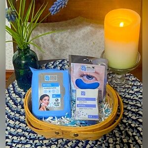 Global Beauty Care GBC 3 piece retinol skincare set